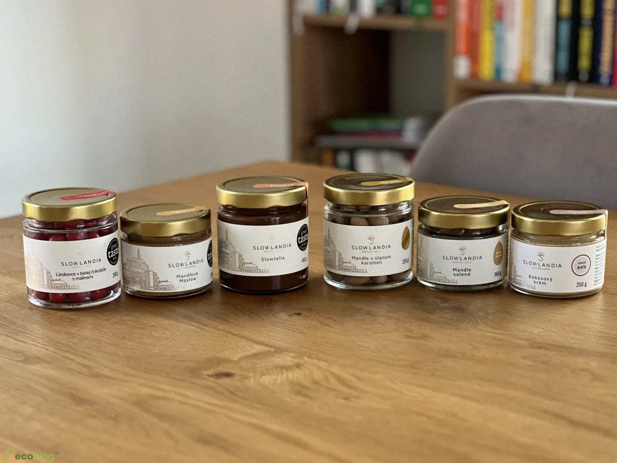 Produkty Slowlandia: orechy, orechové maslá a krémy pripravené na test